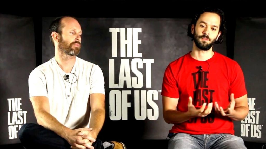 Bruce Straley (sulla sinistra) insieme all'altro game director Neil Druckmann