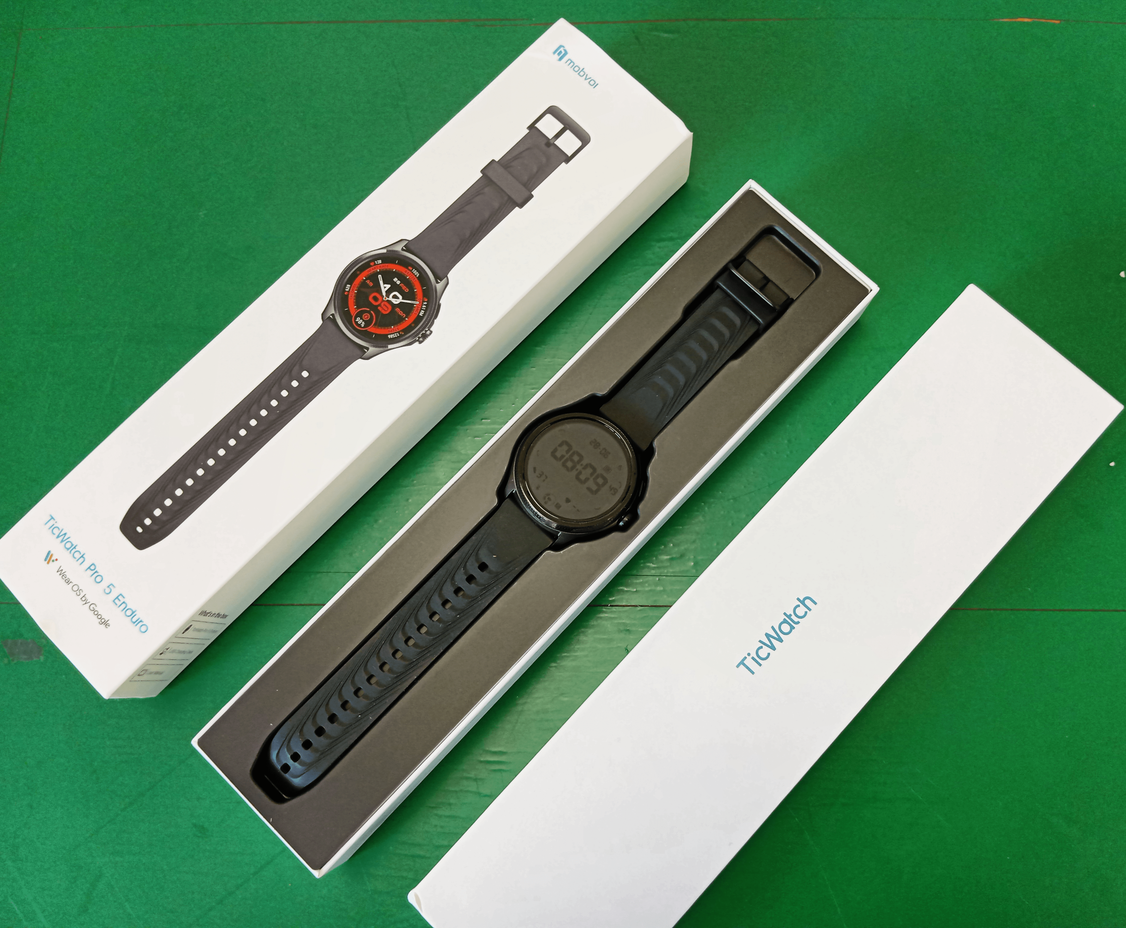 TicWatch Pro 5 Enduro